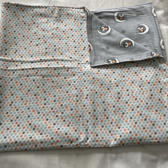Gray owl baby flannel receiving blanket - Picture 5 of 8